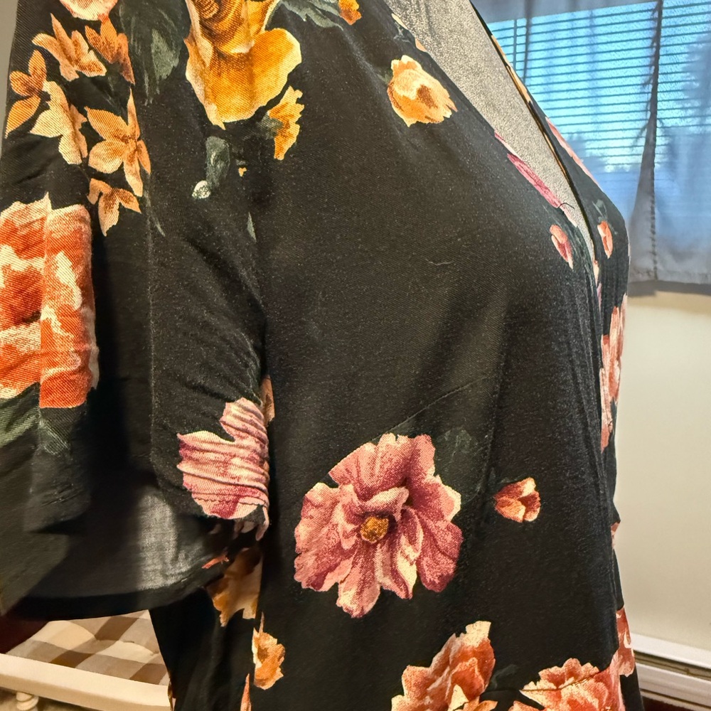 Torrid Black Maxi shorts jumpsuit Dress with Floral Design - Picture 5 of 8